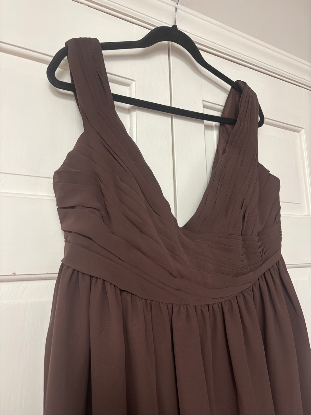 Belsoie Chiffon Criss Cross Brown V-Neck Sleeveless Midi Dress Maternity Size 20 - Picture 2 of 7